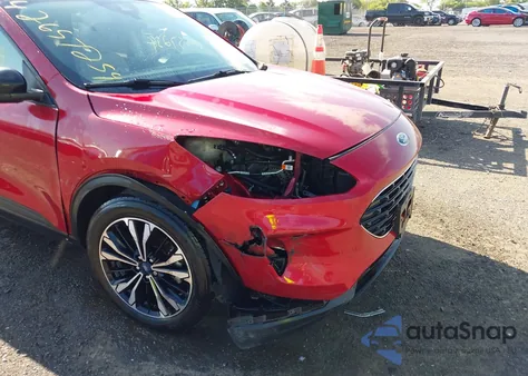 2022 Ford Escape Se z USA, uszkodzony, nr VIN 1FMCU9G62NUA30600